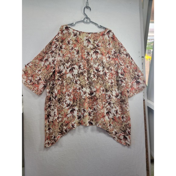 NWOT Catherine's Women's Blouse Floral Pattern, SZ 1X, 18/20W - Picture 7 of 7